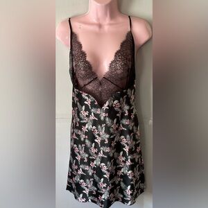 Victoria's Secret Black Floral Lace Chemise XL babydoll fairy Y2K